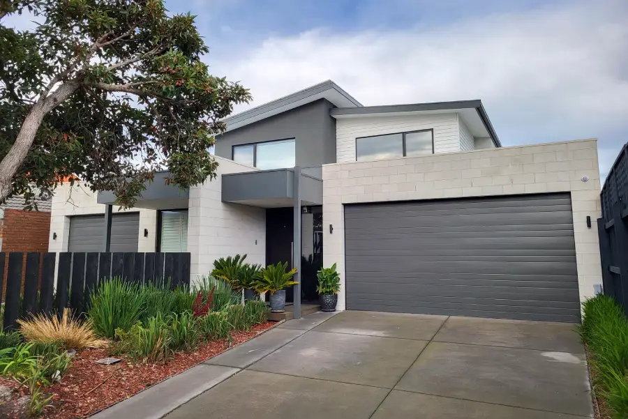 Affordable Metal Garage Buildings in Fresno, CA